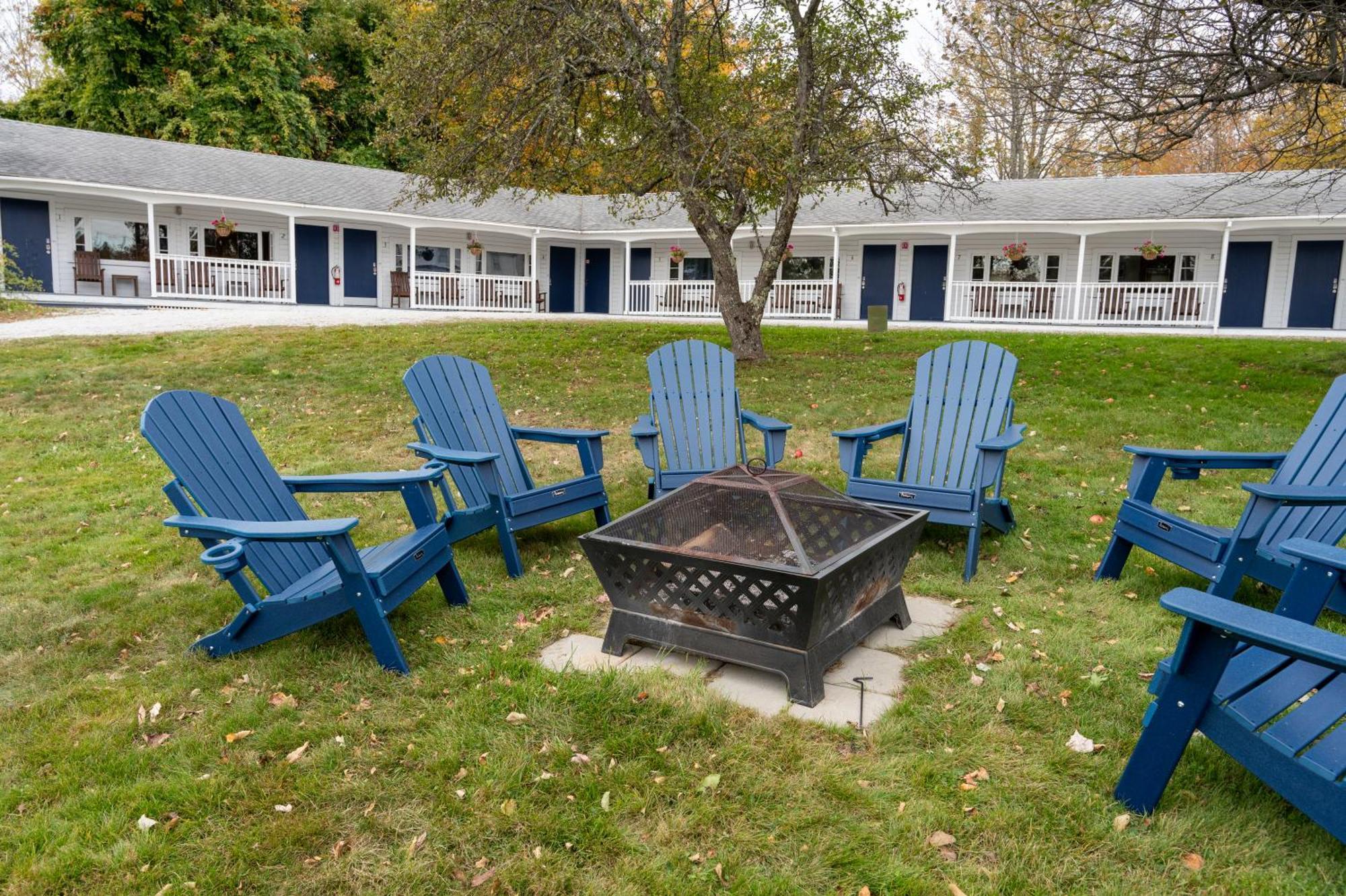 Yardarm Motel Searsport 외부 사진